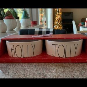 New Rae Dunn Holly Jolly bowls